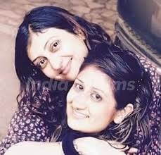 juhi-parmar-with-her-sister-hina-parmar Photo