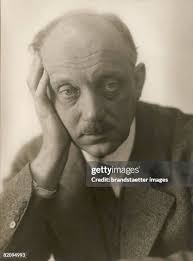 83 Dora 1930 Photos & High Res Pictures