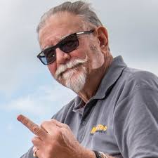 Does anyone know a Charlotte Smith my parents in Pond Head Lane habe had 2  parcels for this name at their address