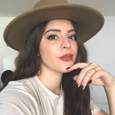 Nicole Alfonso's Instagram, Twitter & Facebook