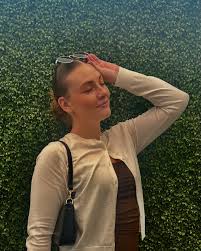 Emma Louise Trotter (@emlouisetrotter) • Instagram photos and videos