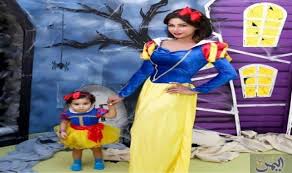 الإعلامية مهيرة عبدالعزيز تطل مثل Disney Princess Princess Disney Characters