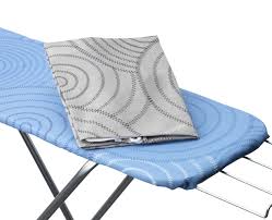 Nabízíme ale také kolečkové židle k psacímu stolu v moderním vzhledu. HusÄ MasÄ De CÄlcat Cevin 34x114cm Gri Jysk