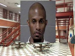 MECKLENBURG COUNTY JAIL DETENTION OFFICER ARRESTED AFTER FIGHT WITH INMATE 