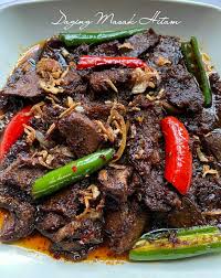 Tahun baru sebentar lagi tiba, menyajikan masakan yang enak dan praktis tentunya akan menjadikan moment ini. Resipi Daging Masak Hitam Paling Sedap