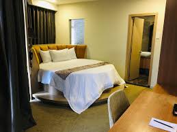 Un buon hotel vicino a stazione centrale è ibis milano centro (punteggio di 7,9/10 da 8.687 recensioni). Izumi Hotel Bukit Bintang