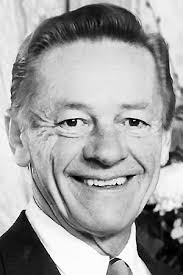 Earle Kitchen Obituary (1928