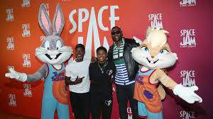 Lebron james soars in hilarious looney tunes sequel. Ldcz8xtfky4gzm