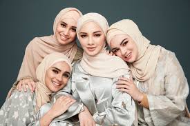 Naelofar hijab raya campaign 2017. Complete Your Look With Naelofar For Zalora 2019 Raya Collection Thread By Zalora Malaysia