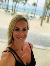 Hi all! I just wanted to introduce myself and share a photo I took~ I'm Dru  🧜‍♀️