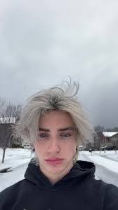 Cameron Wise's Instagram, Twitter & Facebook