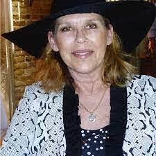 Kathryn Glisson's Instagram, Twitter & Facebook