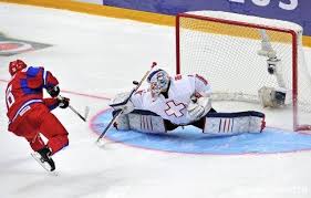 Сборная россии по хоккею одержала четвертую победу на чемпионате мира, благодаря чему россия одержала четвертую победу на турнире и с 12 очками лидирует в группе а, а. Hokkej Istoriya Protivostoyaniya Sbornyh Rossii I Shvejcarii Na Chm Po Hokkeyu Sport Ru