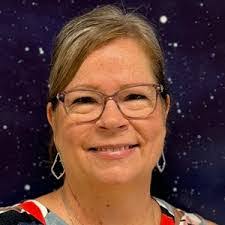 Kenia Garza's Instagram, Twitter & Facebook