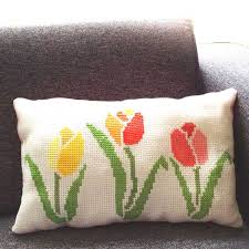 By continuing your navigation, you accept the use of cookies to provide services and offers tailored to your interests. Blow Up Your Cross Stitch Project Spring Inspiration Studio Koekoek