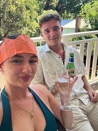 Nina Birch's Instagram, Twitter & Facebook