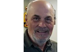 Early ice jams clog Manitoba side of the Red River