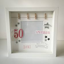 Gastgeschenke Bilderrahmen Zum Geburtstag Ein Designerstuck Von Herz Gutschein Verpacken Geburtstag Geldgeschenk Bilderrahmen Geburtstag Geschenke Frauen