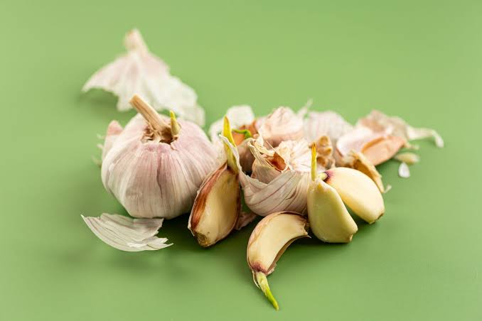Is Sprouted Garlic Safe To Eat?