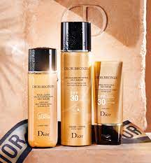 Entre la bande de clavier et leconte, le courant passe à merveille et le en plein hiver, tout le monde voulait se payer le club med au soleil pour en revenir tout bronzé. Dior Bronze Die Kollektion Neuheiten Pflege Dior