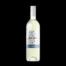 Moscato wine is famous for its sweet flavors of peaches and orange blossom. Best Moscato Wine Australia 13 Products Grays