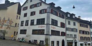 Inwieweit das verschenken von immobilien an die kinder sinnvoller sein könnte als das vererben, lässt sich pauschal nicht beantworten, da für die beantwortung der frage viele faktoren maßgeblich sind. Polenmuseum Stadt Will Haus Verschenken Rapperswil Jona