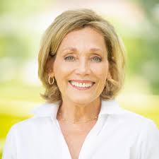 Linda Ricca's Instagram, Twitter & Facebook