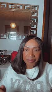 Keep rowing forward. #rise #riseupandstartagainacademy #thebouncebackcoach  #paulettejaminson💫