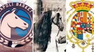 375 badge napoli calcio 93 merlin che i colori dello stemma della città di napoli richiamino quelli della bandiera spagnola, la. Il Napoli Basket Presenta Il Nuovo Logo Identitario Cavallo E Gigli Borbonici