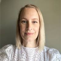 Laura Watters's Instagram, Twitter & Facebook