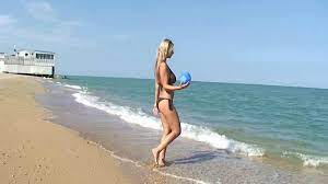 I have a couple of ideas on what to do with those melons. Free Hd Carol Goldnerova Plays With Her Melons Porn Video