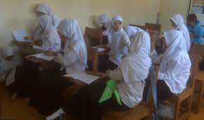 Transkrip hasil wawancara kawan (k): Wawancara Tentang Kesenian Dan Hobi Teman Sebangku Bahasa Sunda