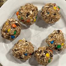 No Bake Lactation Bites Recipe (with M&Ms and Chocolate Chips!)