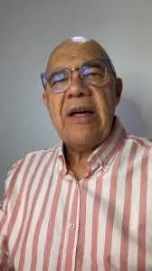 Robert Marcano's Instagram, Twitter & Facebook