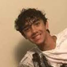 Henry Trochez's Instagram, Twitter & Facebook