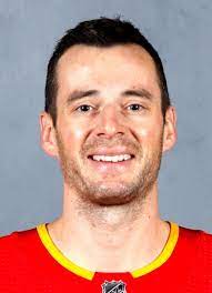 Ehmaliger vsv spieler der es in die höhste spielklasse der welt schaffte zu den carolina hurricanes! Derek Ryan Hockey Stats And Profile At Hockeydb Com