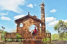 Di lokasi ini, kalian dapat menikmati beberapa fasilitas. 10 Tempat Wisata Di Gresik Yang Lagi Hits Banget Koran