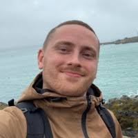 90+ perfiles de «Laidler»