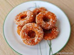 700 gm keledek warna oren 1 1/2 cwn tepung gandum 1/2 cwn gula 1/2 cwn air sedikit garam. Resepi Kuih Keria Sedap Dan Mudah