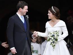 Prinzessin eugenie schreitet zum altar. Royale Hochzeit In Windsor Prinzessin Eugenie Traute Sich Sn At