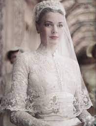 Her modern approach to beauty has made her indispensable to designers, editors, photographers, art directors and celebrities alike. 25 My Bridal And Wedding Looks Lisa Eldridge Ideas Lisa Eldridge Wedding Looks Lisa Eldridge Makeup