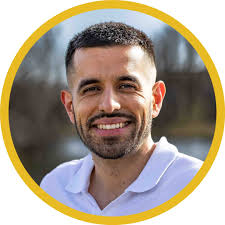 Alfredo 'Lifestyle Pill Coach' Alvarez-Frias