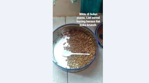 Jadi kuahnya kelihatan tidak berapa terbit minyak lagi ketika gambar ini diambil. Tujuh Meme Kocak Ini Efek Puasa Nomor 5 Bikin Ngakak