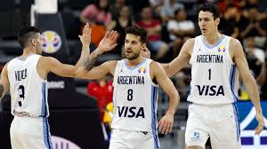 Se acerca la cita máxima a nivel internacional y el conjunto de sergio hernández, liderado por facundo campazzo y luis scola, intentará repetir su histórica actuación del mundial 2019 y meterse en el lote de los candidatos a pelear por medallas. Argentina Puede Volver A Hacer Historia A 69 Anos De Su Ultimo Titulo En Un Mundial De Basquet Infobae