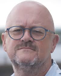 Find the Best Male Therapists and Psychologists in Surbiton, ENG