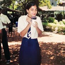 Pooja Hegde Wiki Age Boyfriend Family Biography More Wikibio Pooja hegde wearing dark green outfit from manish malhotra and peach color outfit pooja hegde inaugurated anutex shopping mall in hyderabad wearing a pink and blue combination kanjeevaram saree paired with cut work elbow. pooja hegde wiki age boyfriend
