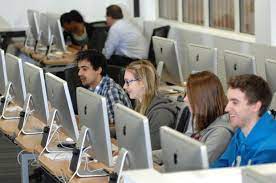 Facultatea de informatică pregătește specialişti în informatică şi tehnologia informaţiei care pot ocupa o gamă largă de locuri de muncă: La Ce Facultate Inveti Cel Mai Bine Informatica Rezultatele Olimpiadei Nationale Pentru Studenti Www Yoda Ro