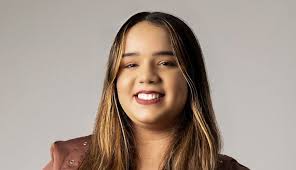 Alyce Araújo se apresenta a sua primeira turnê no estado da Bahia