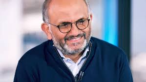 Top 7 CEOs in the world. They built their kingdom with a job