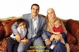مرحبا انا محمد عمري 19 سنة عايش مع امي واخوي واختيامي عمرها 41 واخوي عمرو 17 (قصص محارم) واختي عمرها 15 طبعا احنا عايشين بالاردن بعمان المهم كنت دايما اتمنا انيك امي ولما كبرت اختي شوي وطلعت بزازها برضو صار نفسي انيكها وبدل ما هي وامي شريفات اخليهم شرموطات. Ø­ÙƒÙŠÙ… ÙˆØ²ÙˆØ¬ØªÙ‡ ÙˆØ§ÙˆÙ„Ø§Ø¯Ù‡ Ù…Ø­Ù…Ø¯ ÙØ¤Ø§Ø¯ Ù…Ø¹ Ø²ÙˆØ¬ØªÙ‡ ÙˆØ£ÙˆÙ„Ø§Ø¯Ù‡ ÙÙ‰ Ø£ÙˆÙ„ Ø¸Ù‡ÙˆØ± Ø¬Ù…Ø§Ø¹Ù‰
